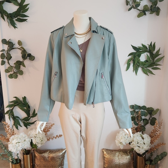 Leather Jacket - Picture 1 of 1